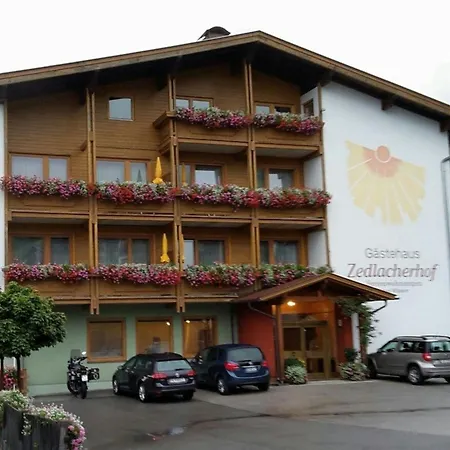 In Der Ersten Etage Mit Massgefertigter Moeblierung マトライ・イン・オストティロル