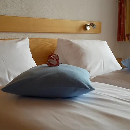 In Der Ersten Etage Mit Massgefertigter Moeblierung * Matrei in Osttirol